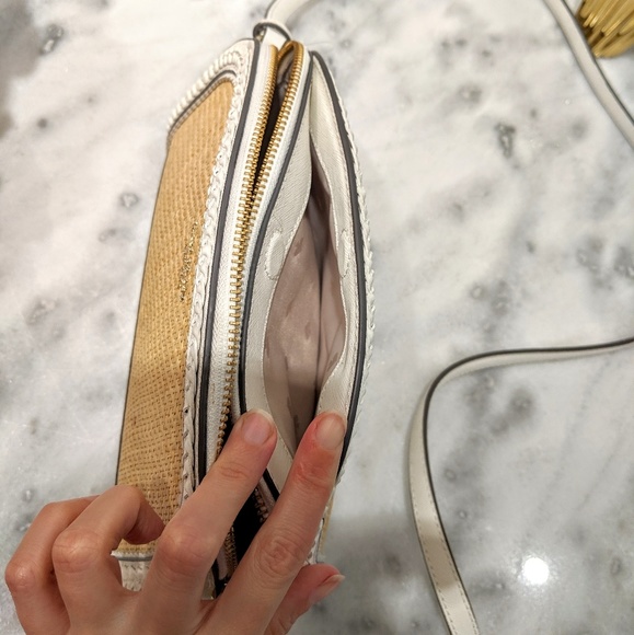 Kate Spade | Reiley Straw Dome Crossbody Bag - Picture 5 of 8